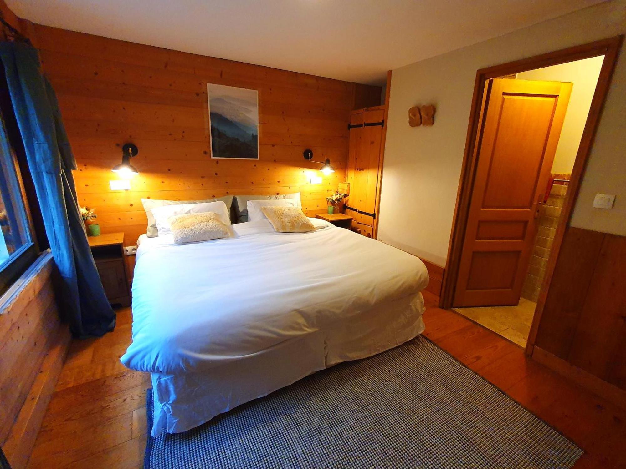 Prakka - Base Camp Apartment